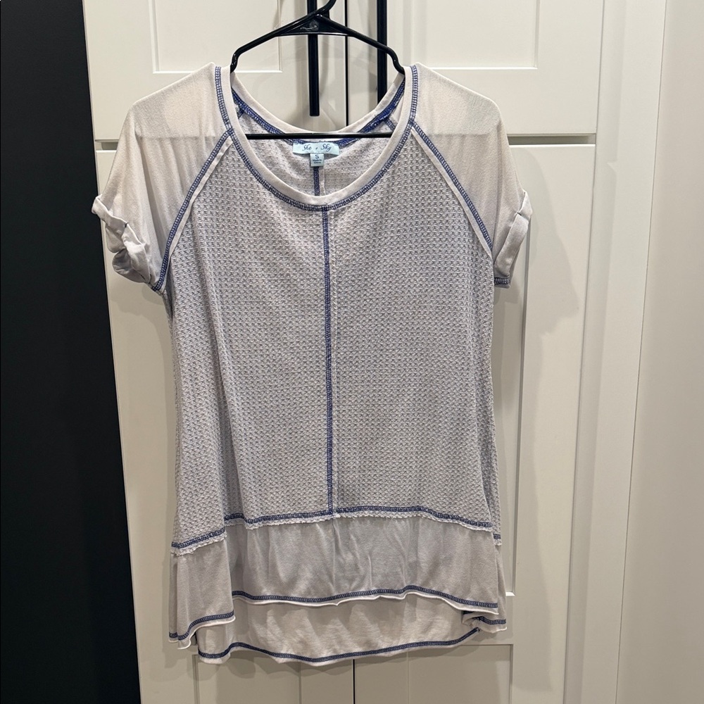 She + Sky Short Sleeve Mesh Top with Blue Trim